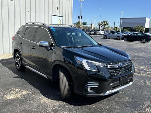 2024 Subaru Forester Touring