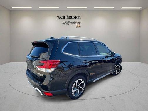 2024 Subaru Forester Touring