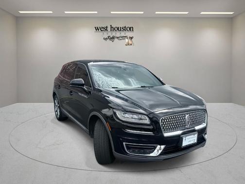 2019 Lincoln Nautilus Select