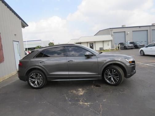 2020 Audi Q8 55 Premium