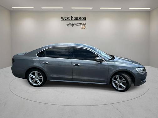 Gray 2014 Volkswagen Passat 1.8T