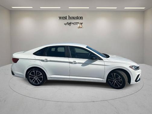 2025 Volkswagen Jetta 1.5T Sport