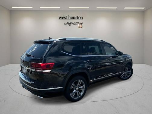 Deep Black Pearl Effect 2019 Volkswagen Atlas 3.6 V6 SE R-Line