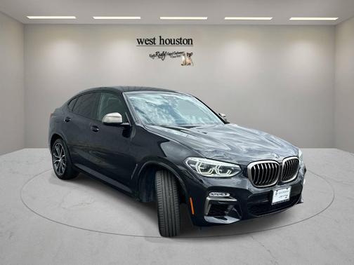 Black Sapphire Metallic 2019 BMW X4 M40i