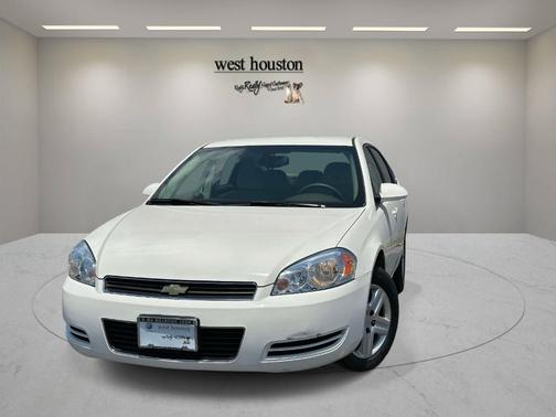 White 2008 Chevrolet Impala LS