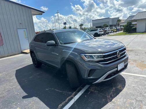 2022 Volkswagen Atlas Cross Sport 3.6L V6 SE w/Technology