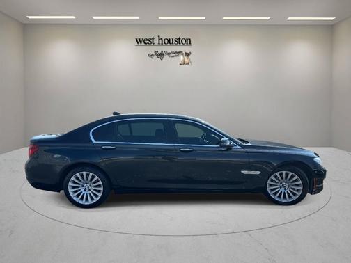 2013 BMW 740 Li