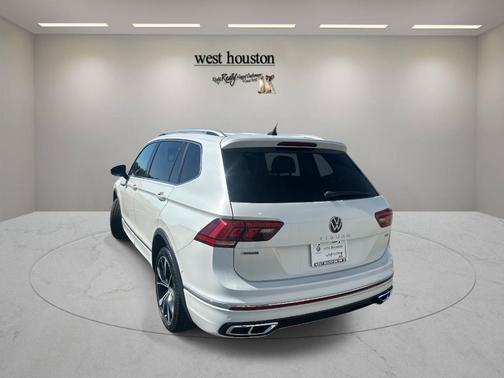 2022 Volkswagen Tiguan 2.0T SEL R-Line