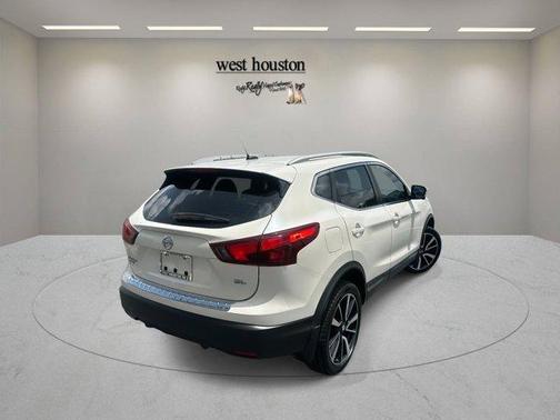 2018 Nissan Rogue Sport SL