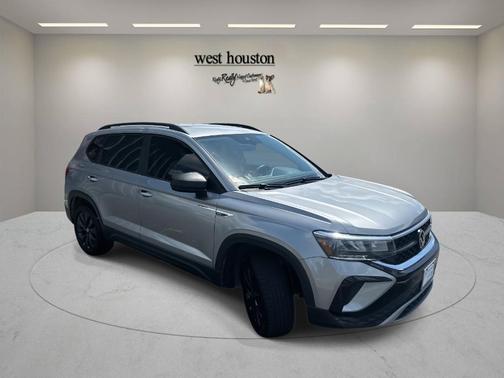 2024 Volkswagen Taos S FWD