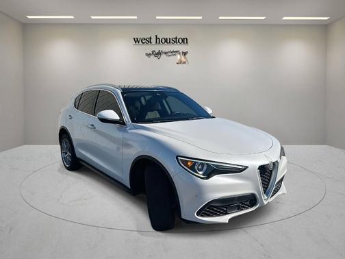 2018 Alfa Romeo Stelvio Ti