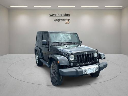 Black Clearcoat 2014 Jeep Wrangler Sahara