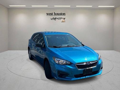 Island Blue Pearl 2018 Subaru Impreza 2.0i