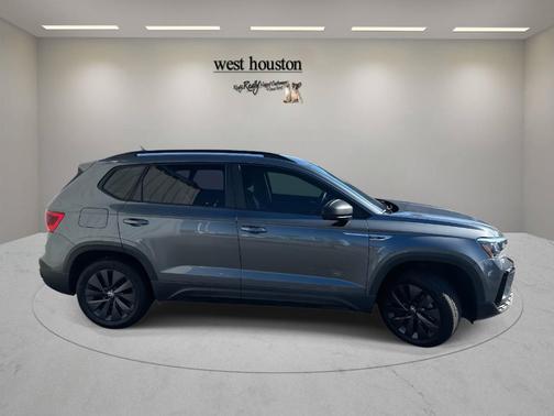 2022 Volkswagen Taos 1.5T S