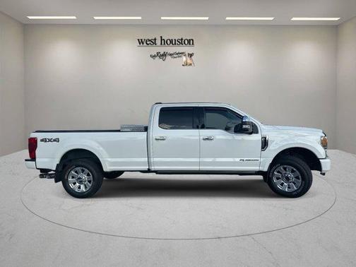 2022 Ford F-250 Platinum