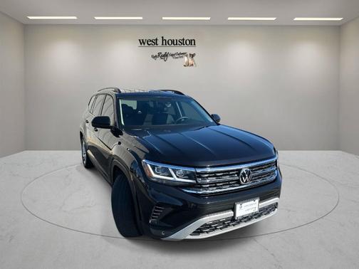 2022 Volkswagen Atlas 3.6L SE w/Technology