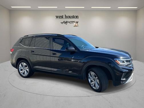 2022 Volkswagen Atlas 3.6L SE w/Technology