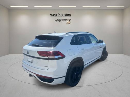 2023 Volkswagen Atlas Cross Sport 3.6 V6 SEL R-Line Black