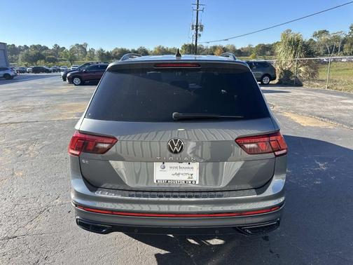 2022 Volkswagen Tiguan 2.0T SE R-Line Black