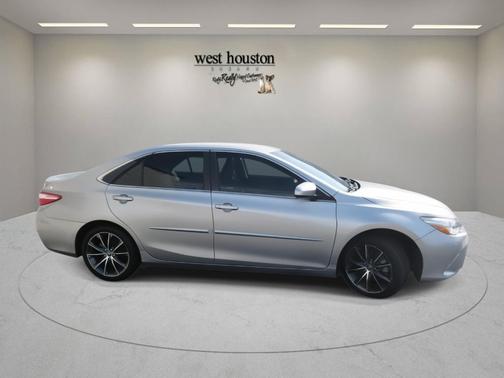 2015 Toyota Camry XLE