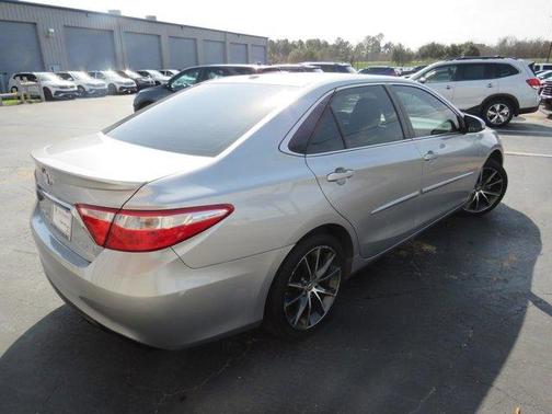 2015 Toyota Camry XLE