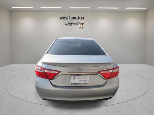 2015 Toyota Camry XLE