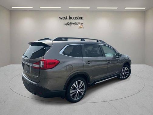 Brilliant Bronze Metallic 2022 Subaru Ascent Limited 7-Passenger