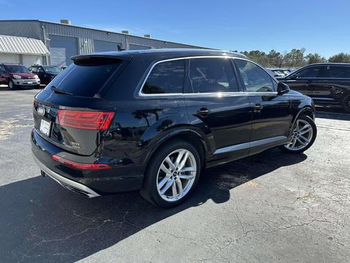 2017 Audi Q7 3.0T Prestige
