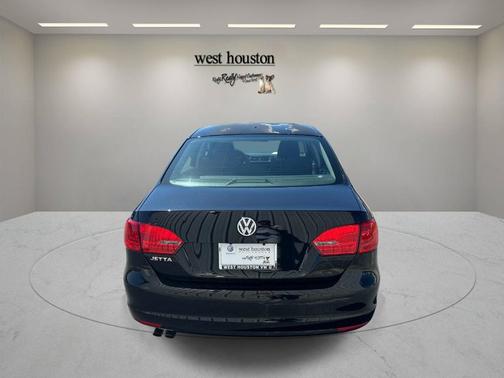 Black 2014 Volkswagen Jetta S