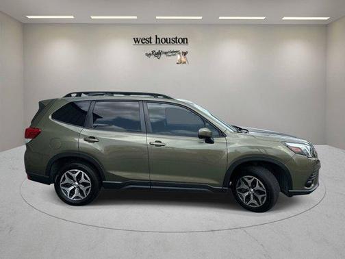Autumn Green Metallic 2023 Subaru Forester Premium