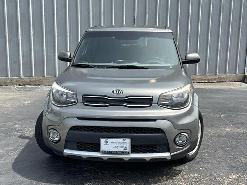 Titanium Gray 2017 Kia Soul +