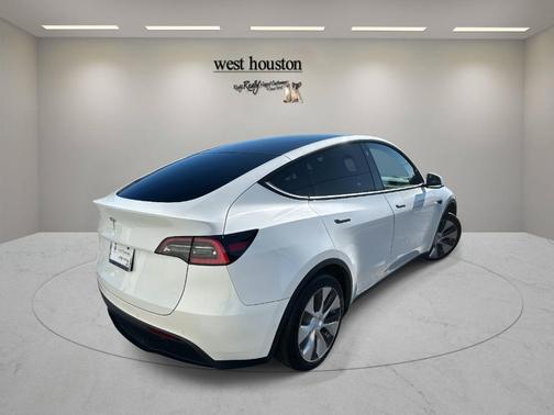 2021 Tesla Model Y Standard Range