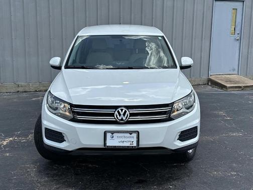 Pure White 2017 Volkswagen Tiguan Limited 2.0T