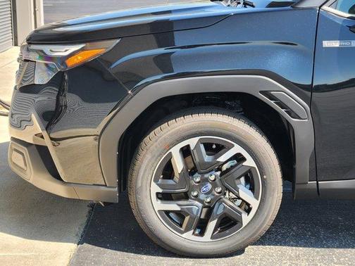 2025 Subaru Forester Hybrid Premium