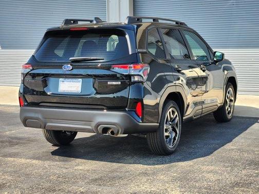 2025 Subaru Forester Hybrid Premium