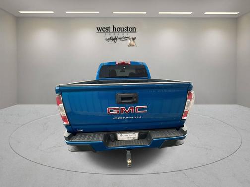 2022 GMC Canyon Elevation Standard