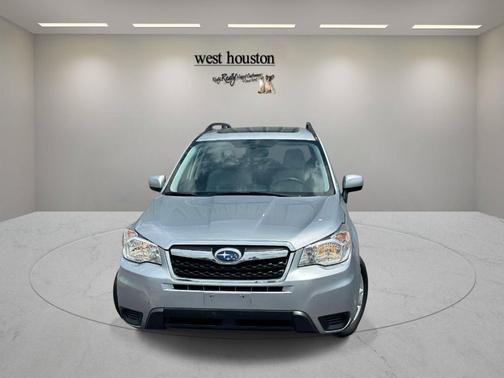 Ice Silver Metallic 2015 Subaru Forester 2.5i Premium