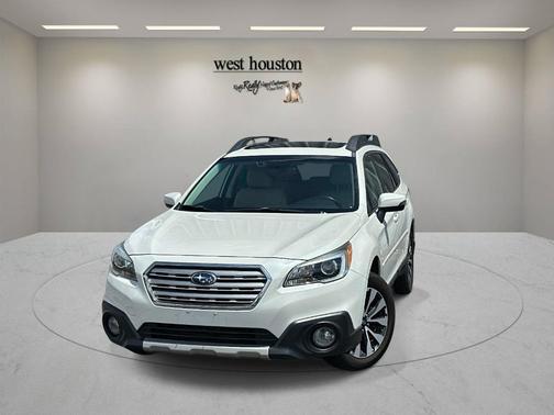 White 2016 Subaru Outback 2.5i Limited