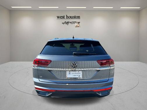 2023 Volkswagen Atlas Cross Sport 2.0T SE w/Technology