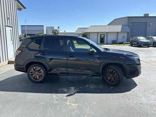 2025 Subaru Forester Hybrid Sport