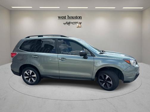 2017 Subaru Forester 2.5i