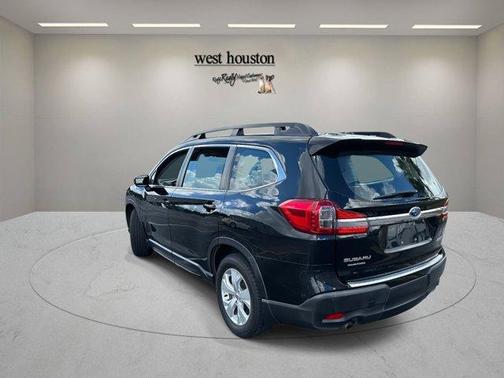 2019 Subaru Ascent Base 8-Passenger