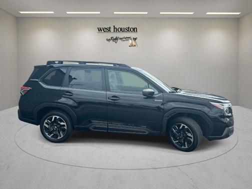 Crystal Black Silica 2025 Subaru Forester Hybrid Limited