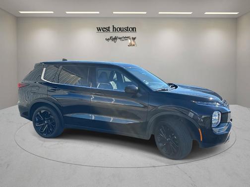 2024 Mitsubishi Outlander SE Black Edition