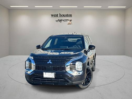 2024 Mitsubishi Outlander SE Black Edition