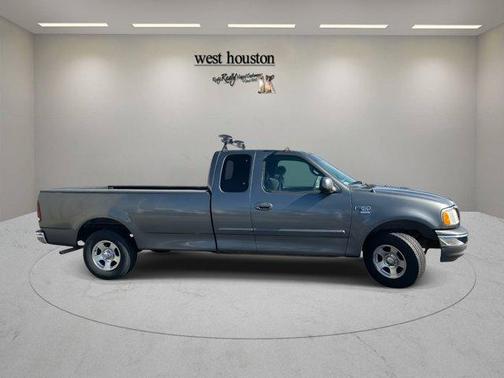 2002 Ford F-150 XLT SuperCab