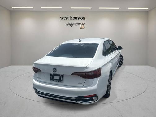 2024 Volkswagen Jetta 1.5T SEL