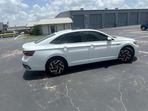 2024 Volkswagen Jetta 1.5T SEL