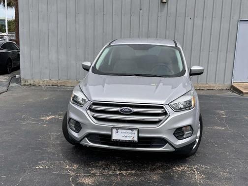 Silver 2017 Ford Escape SE