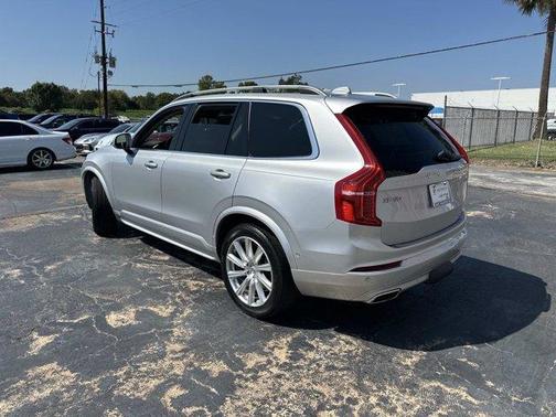 2019 Volvo XC90 T6 Momentum